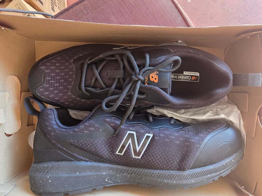 New Balance Safety Sneakers Black